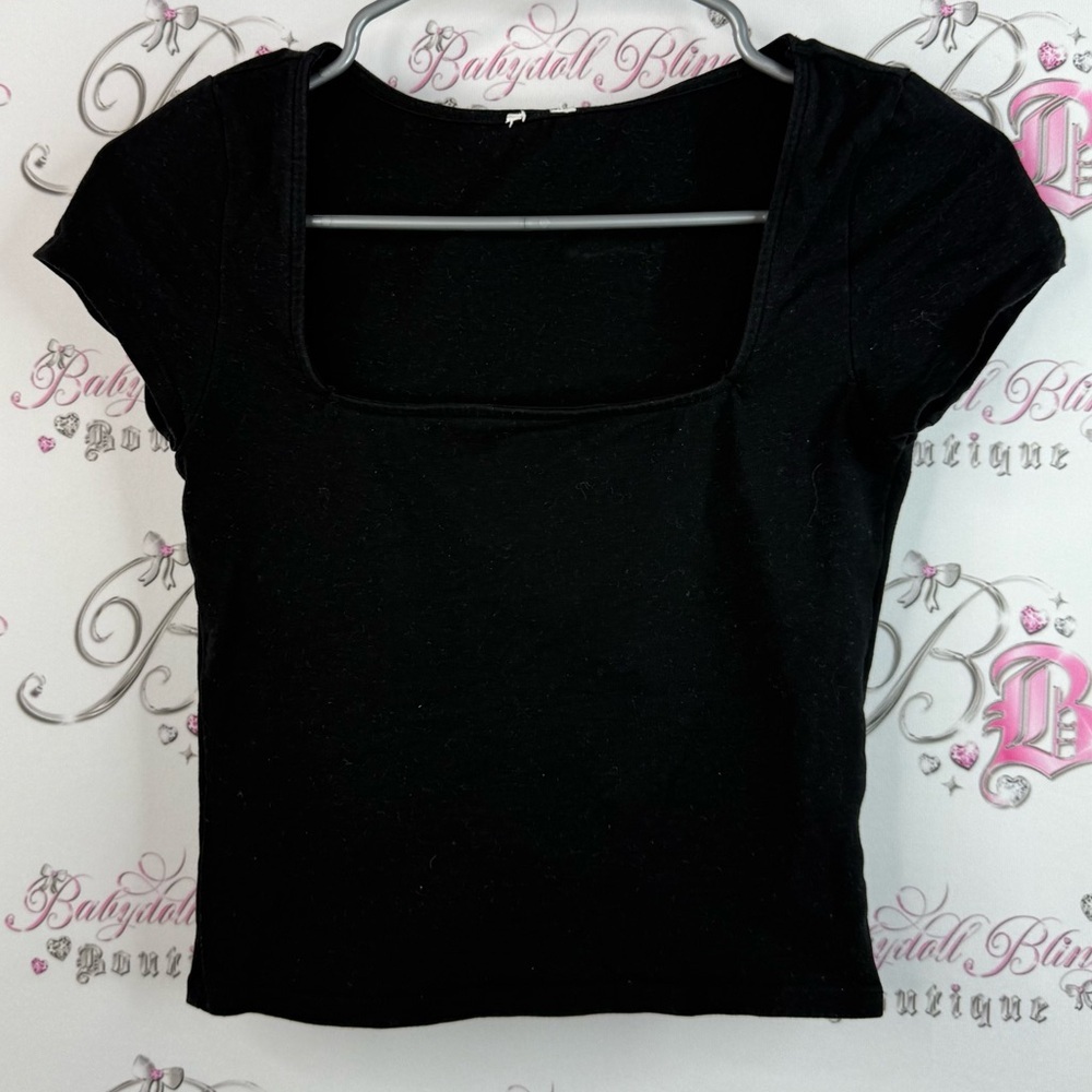 Garage T-shirt square neckline stretchy Classic Black Short Sleeve Top
